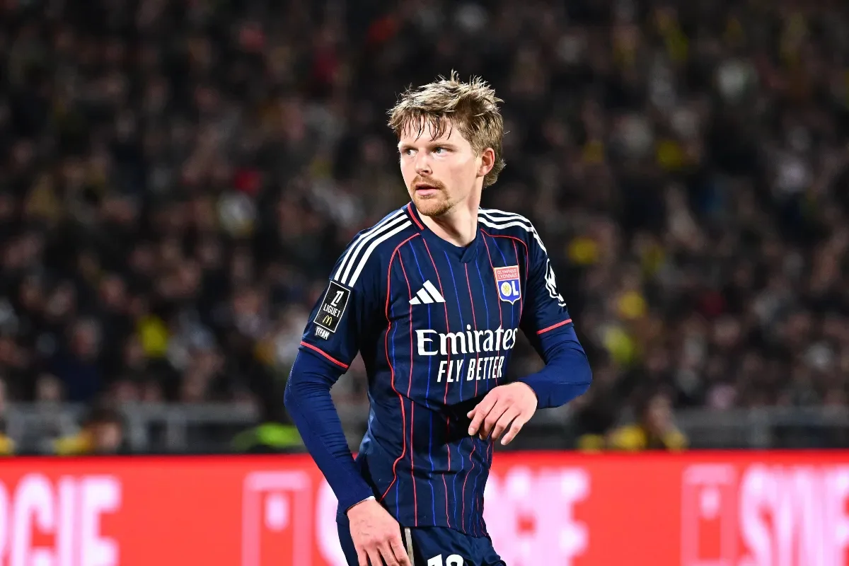 Atletico Madrid and Aston Villa Enter Race for Lyon's Pavel Sulc Amid Rising Transfer Fee