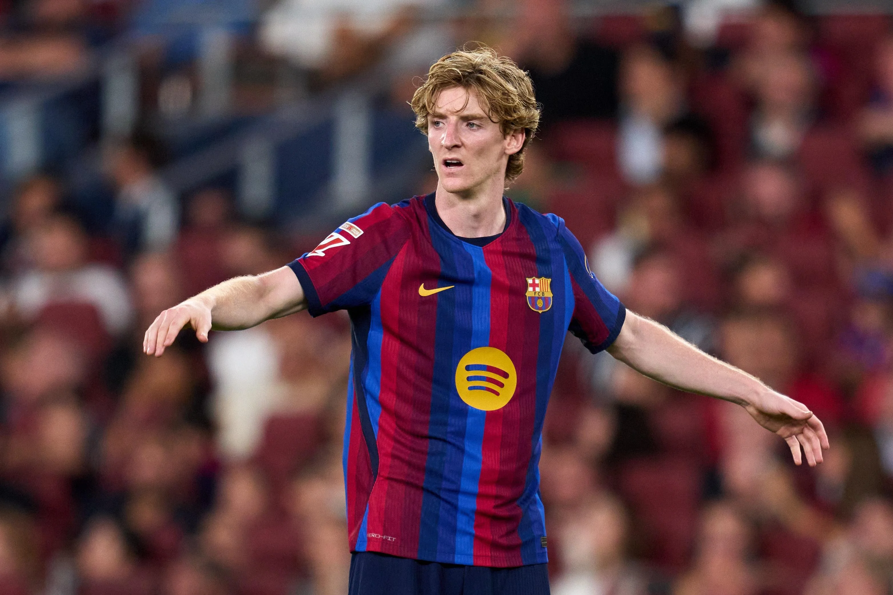 Deco on Barcelona's Choice for Gordon Over Rashford: A Focus on Intensity